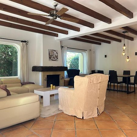 Villa Close To The Beach In マルベーリャ エクステリア 写真