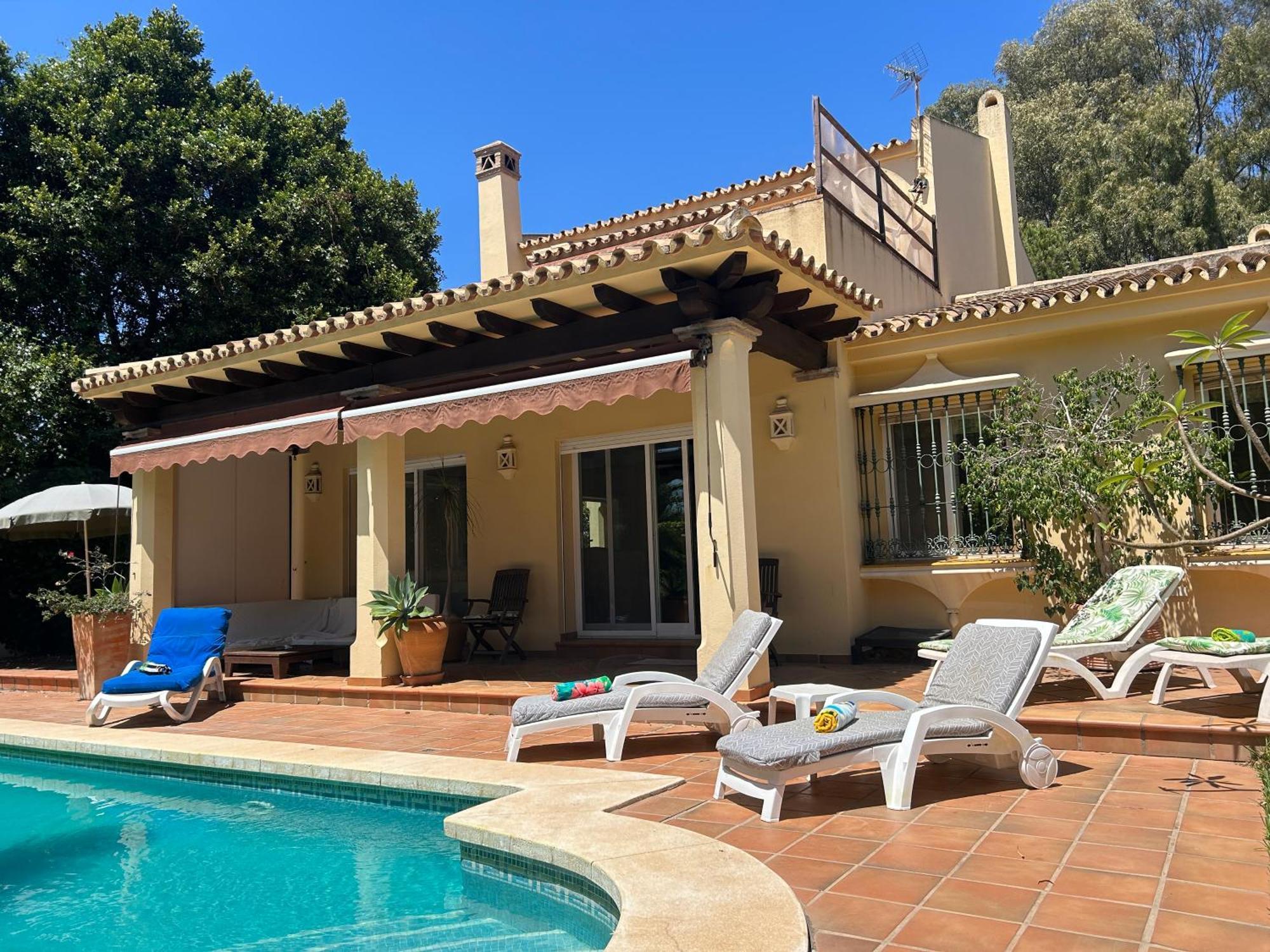 Villa Close To The Beach In マルベーリャ エクステリア 写真